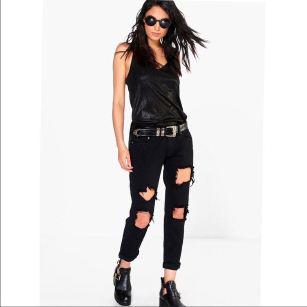 Black boyfriend jeans
